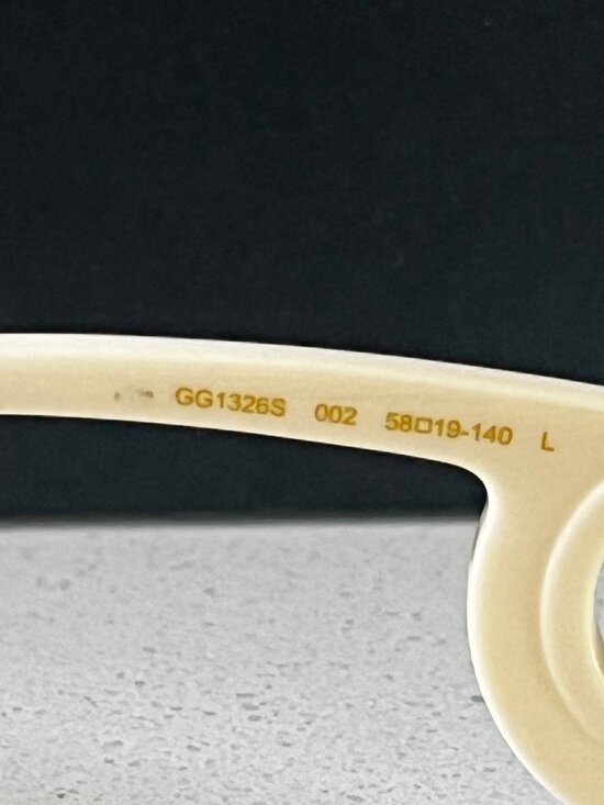 Gucci Interlocking-G GG1326S 002 oversize-frame cream sunglasses main image 4